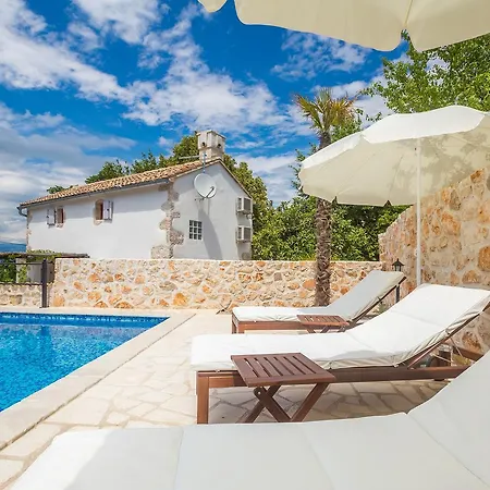 Villa Jela *